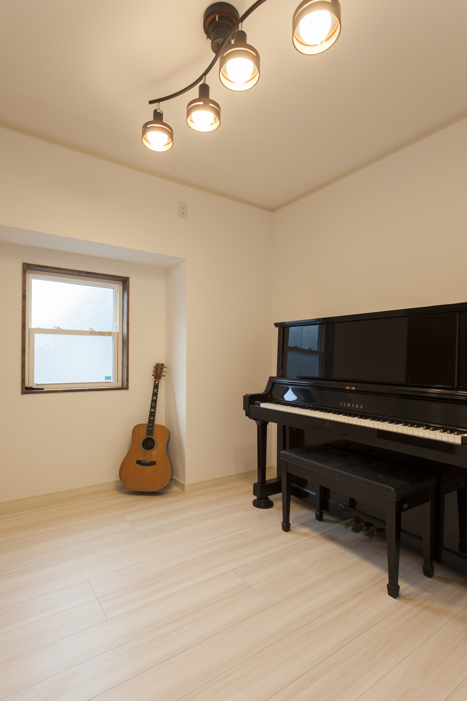自宅に防音室を作りたい ピアノやホームシアター 楽器を楽しむ家 Robin 住まいのコラム 自宅に防音室を作りたい ピアノやホームシアター 楽器を楽しむ家 Robin 住まいのコラム