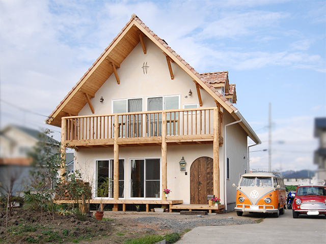 S.022　大きな屋根とドーマー、ログハウス風の家　愛知県　