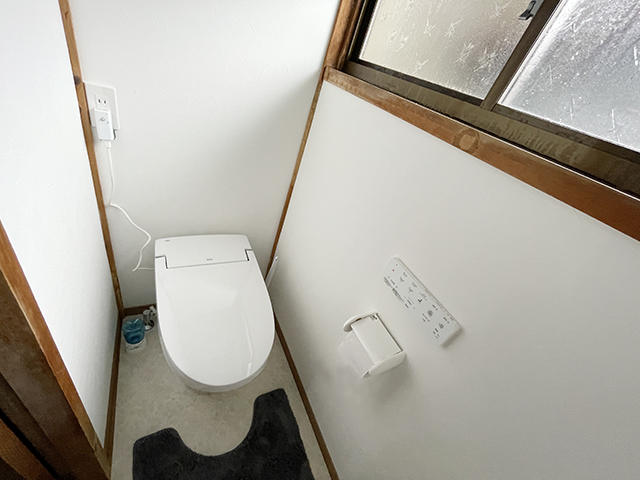 2階にある古い和式トイレを洋式に改修｜岐阜県飛騨市