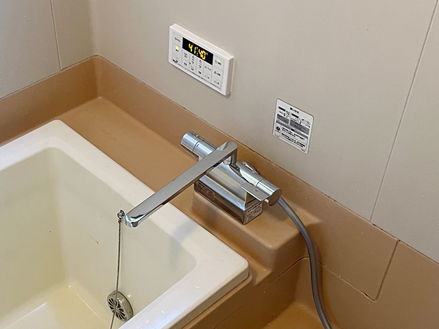 水漏れが発生している浴室水栓を交換｜岐阜県